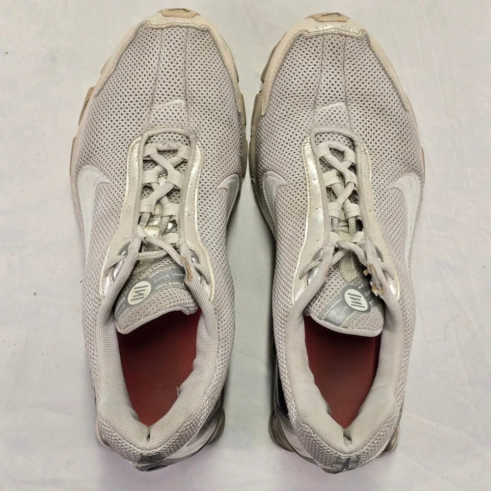 Nike Shox Metallic Silver White Mens‎ Size 9 Vintage 2006 Shoes 315378-112
